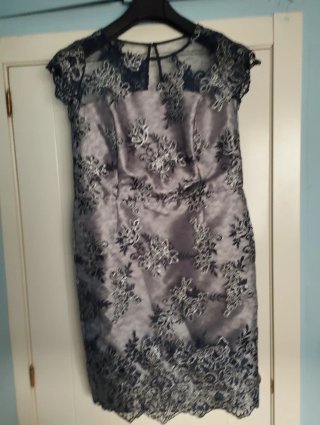Conjunto abrigo y vestido fiesta