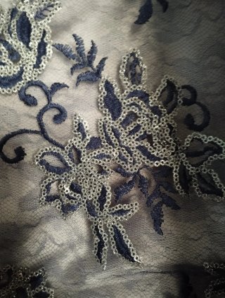 Conjunto abrigo y vestido fiesta