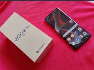 Motorola Edge 50 Pro Negro Usado