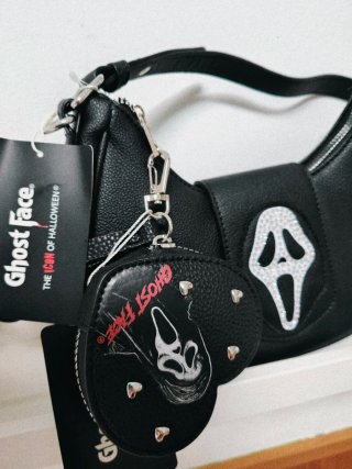Bolso y Monedero de Ghost Face.