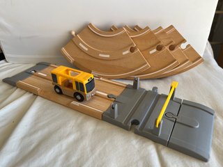 Brio Tren Carretera y Curvas
