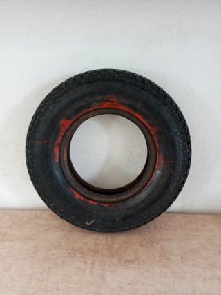 Neumático Lambretta Vespa