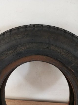 Neumático Lambretta Vespa