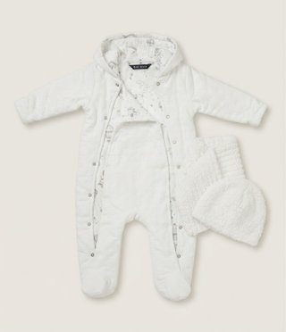Conjunto bebé 6-12 meses + Zapatillas Fila 19