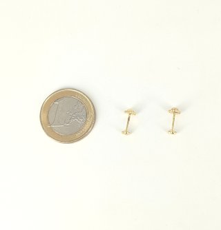 Pendiente de oro de 18k con circonitas, 0.36 g.