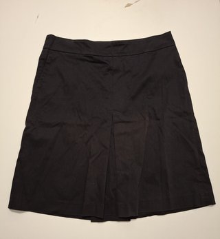 Falda negra mujer