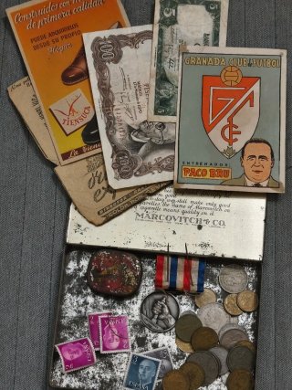 Lote de Coleccionismo: Monedas, Billetes y Sellos.
