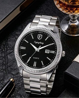 Reloj de pulsera nuevo, elegante y ajustable