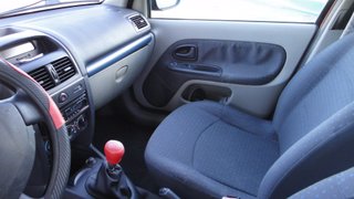 Renault Clio 1.2 gasolina 75 cv.(2004)-128.000 km.