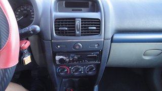 Renault Clio 1.2 gasolina 75 cv.(2004)-128.000 km.