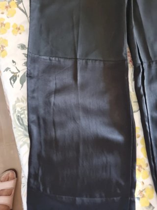 Pantalón Negro de Corte Recto