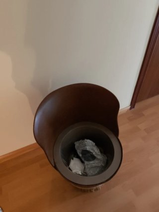Sillón de habitación marrón