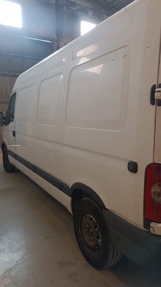 se vende furgoneta por jubilacion muy bien cuidada