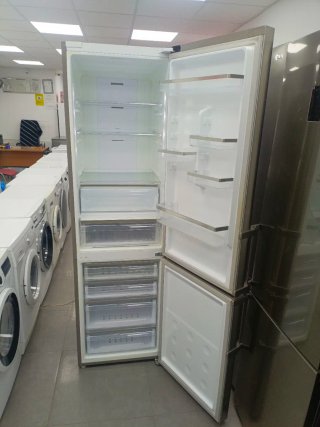 Nevera combi Samsung 200/60cm A++ con garantia