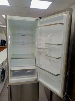 Nevera combi Samsung 200/60cm A++ con garantia