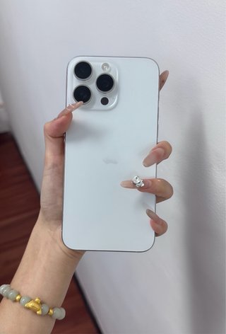iPhone15 Pro Max 512GB White, only battery replace