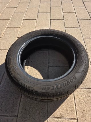 2 Neumáticos Goodyear EfficientGrip