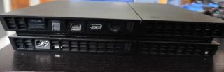 PS4 (PlayStation 4) 500GB con 2 controller e giochi
