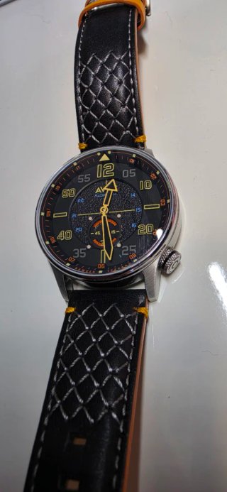 Reloj AVI-8 Automático Hawker Typhoon