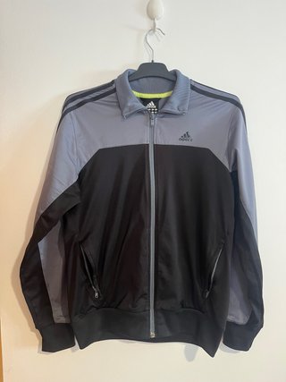 Chaqueta adidas Negra y Gris