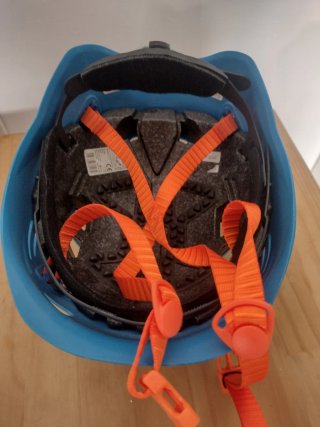 Casco de escalada infantil azul