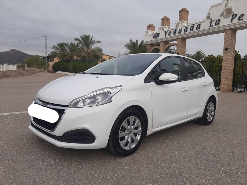Peugeot 208 1.6 BlueHDi S&S Active 5p 2018