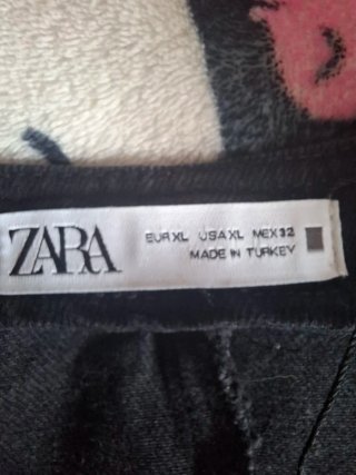 Chaleco vaquero ZARA negro talla única