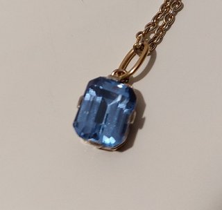 Colgante vintage de oro y aguamarina S.M. de 1950