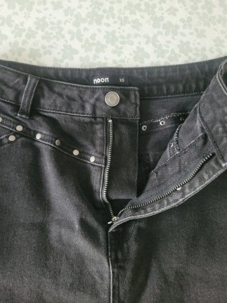 Falda midi vaquera negra Noon