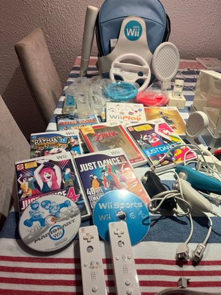 Nintendo Wii con mochila y accesorios