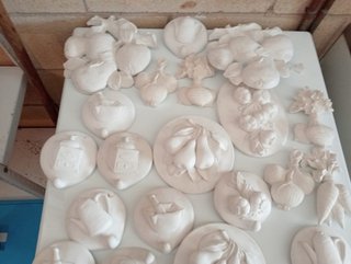 Lote de 18 Figuras de Escayola