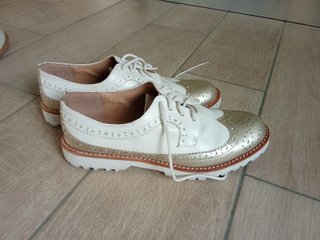 Scarpe stringate bicolore bianco e oro
