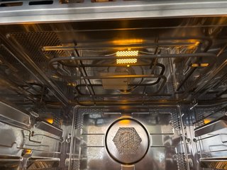 Horno compacto Candy con microondas