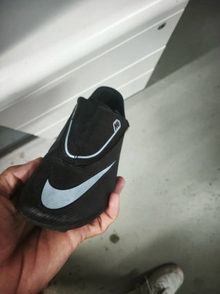 Botas Nike Mercurial multitaco 31,5