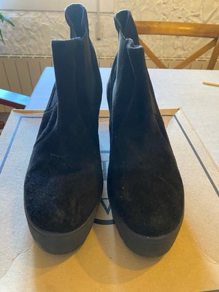 Botines Guess Negros