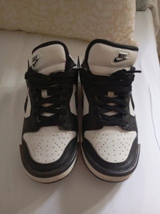 Nike Dunk Low Panda