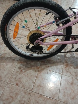 Bici Specialized Hotrock 20 Rosa. Cuadro aluminio
