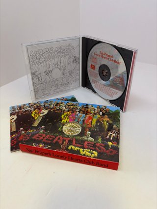 The Beatles-Sgt. Pepper's Lonely Hearts Club Band
