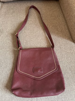 Bolso bandolera piel granate