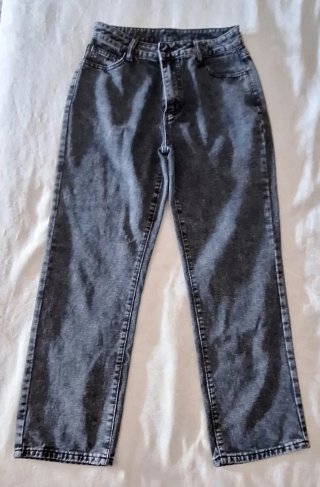 Pantalón vaquero gris de mujer