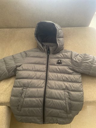 Abrigo Benetton niño gris