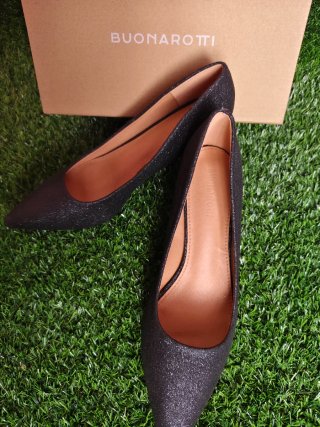 Zapatos BUONAROTTI negros brillantes talla 37 y 41