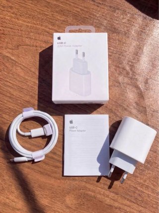 Cargador Rápido 20W + Cable Lightning de iPhone