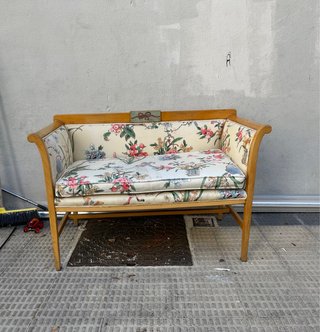Sillón vintage tela y madera