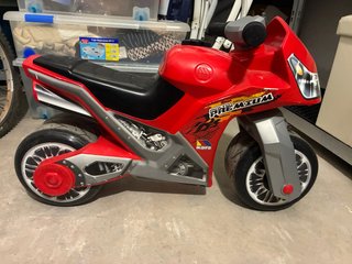 Moto Correpasillos Molto Premium Roja
