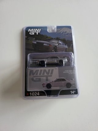 Mini GT Nissan Skyline GT-R (R32)