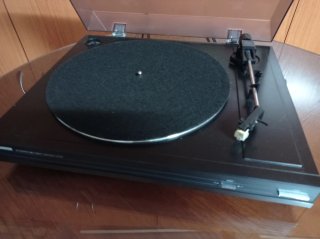 Giradischi vintage marca Telefunken