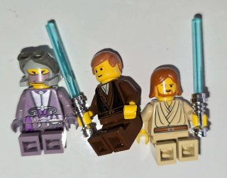 LEGO Star Wars 7133 Caza de Recomp.