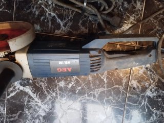 Radial de corte AEG WSL 180