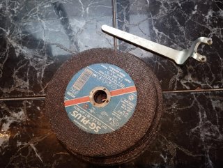 Radial de corte AEG WSL 180